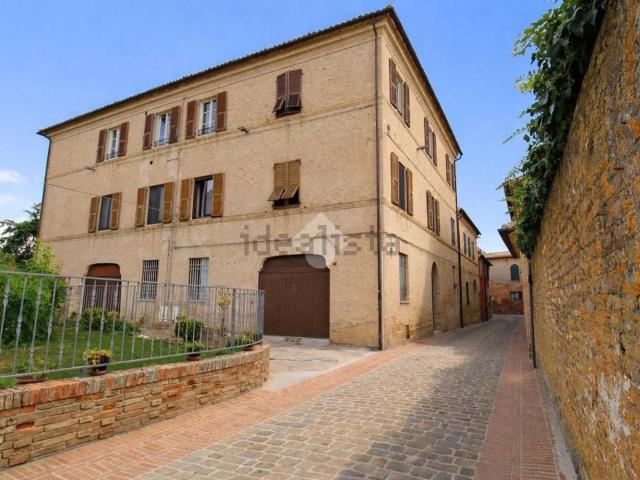 Appartamento in vendita a Porta Pesa, Marche