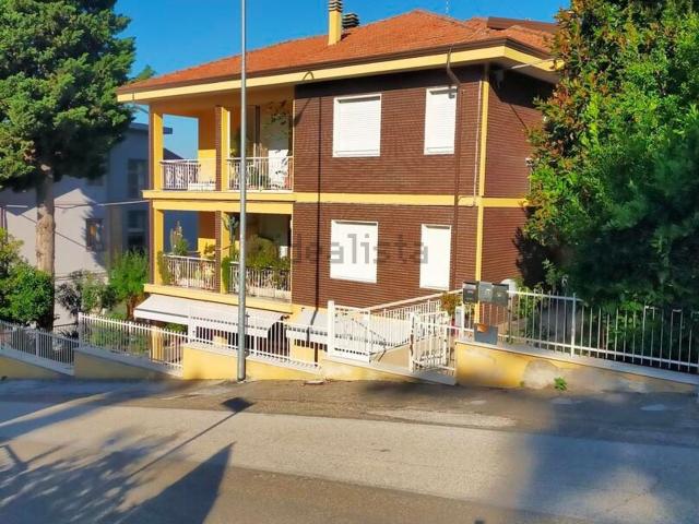 Appartamento in vendita a Cattabrighe, Pesaro