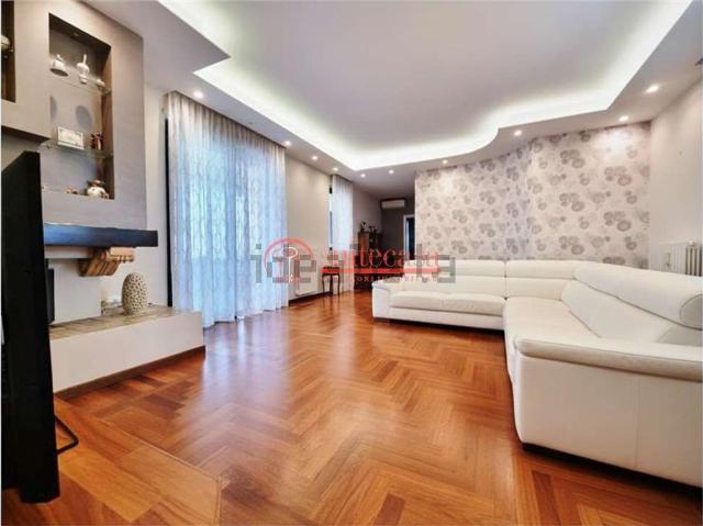 Attico in vendita a Puglia, Barletta-andria-trani