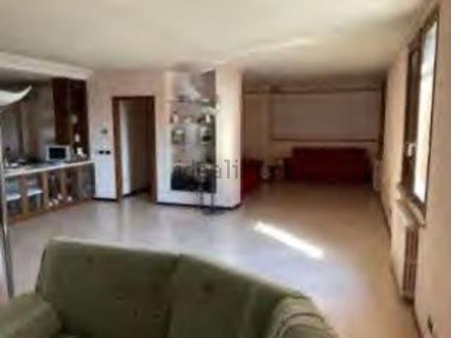 Appartamento in vendita a Curtatone, Lombardia