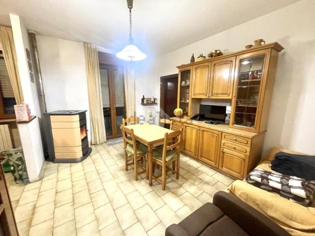 Appartamento in vendita a Sassocorvaro Auditore, Marche