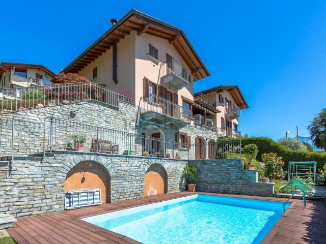 Appartamento in vendita a Loveno, Menaggio