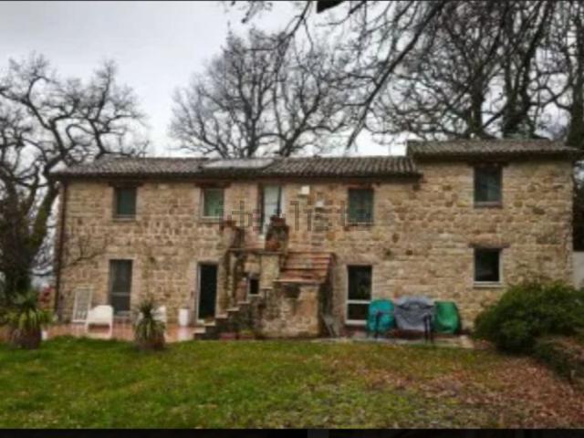 Appartamento in vendita a Colvenale, Camporotondo di Fiastrone