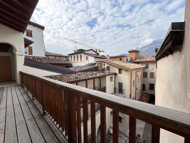 Attico in vendita a Comunità della Vallagarina, Borgo Sacco