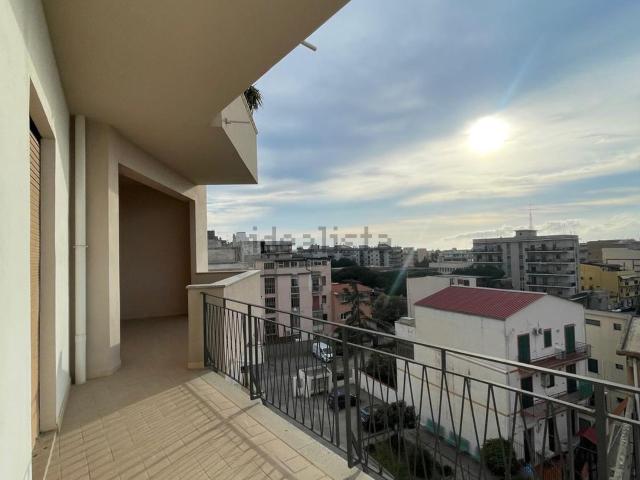 Appartamento in vendita a Calabria, Reggio Calabria