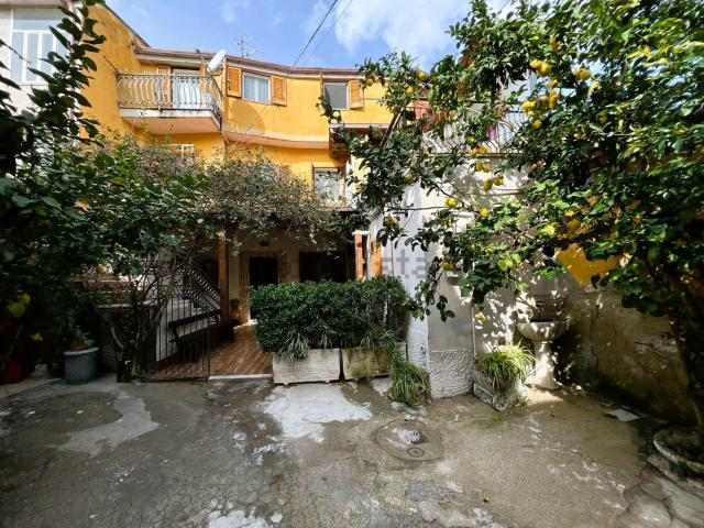 Appartamento in vendita a San Nicola La Strada, Caserta