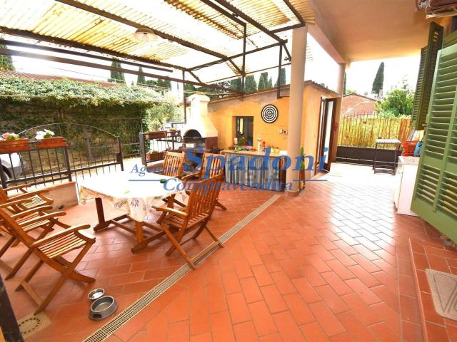 Appartamento in vendita a Pozzarello, Montevettolini