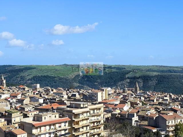 Attico in vendita a Cappuccini, Ragusa