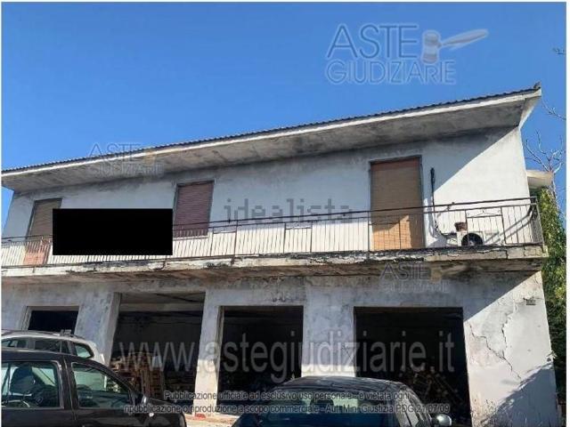 Appartamento in vendita a Isili, Sardigna/Sardegna