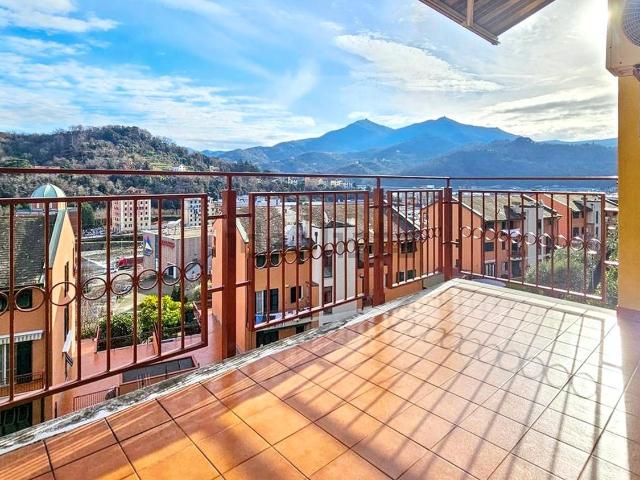Appartamento in vendita a Val Polcevera, Serra Riccò