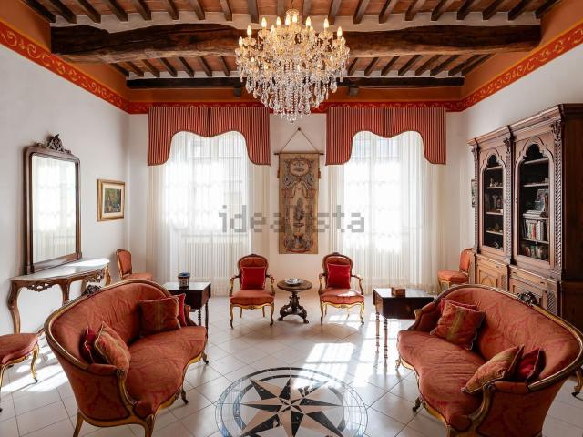 Appartamento in vendita a Cortona, Toscana
