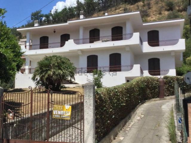 Appartamento in vendita a Montorio Al Vomano, Abruzzo