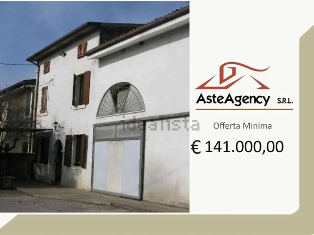 Appartamento in vendita a Illasi, Veneto