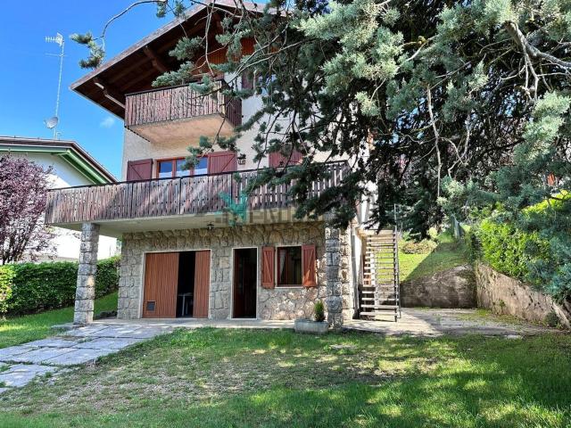 Appartamento in vendita a Dorga, Castione Della Presolana