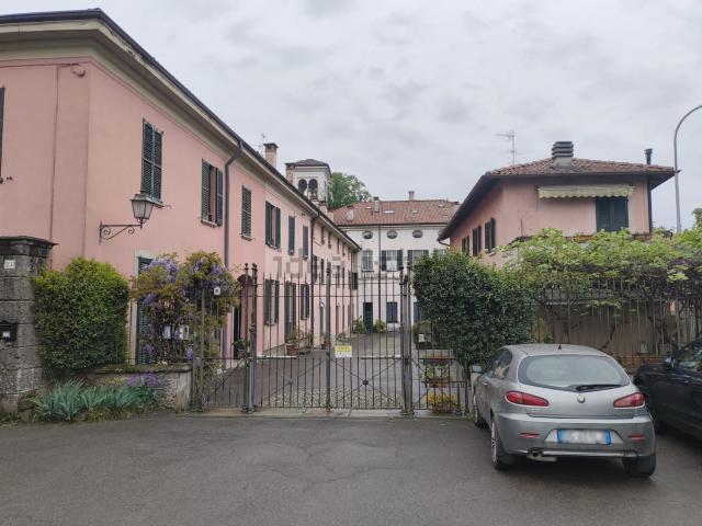 Appartamento in vendita a Triuggio, Lombardia