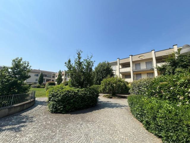 Appartamento in vendita a Gessate, Lombardia