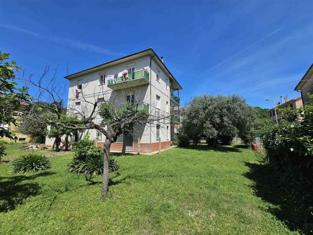 Appartamento in vendita a Di Contro, Marche