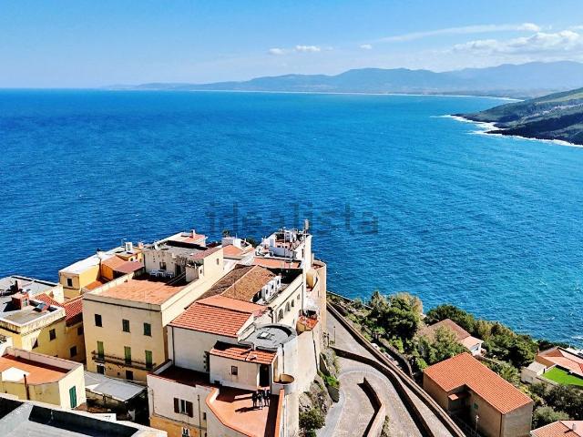 Appartamento in vendita a Centro Storico, Castelsardo