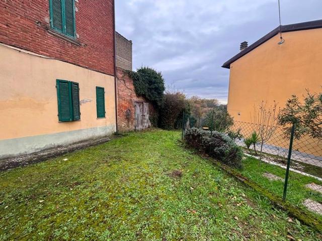 Appartamento in vendita a Chiusi Città, Toscana