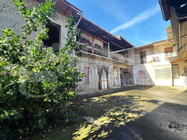Appartamento in vendita a Sant'Andrea dei Lagni, Santa Maria Capua