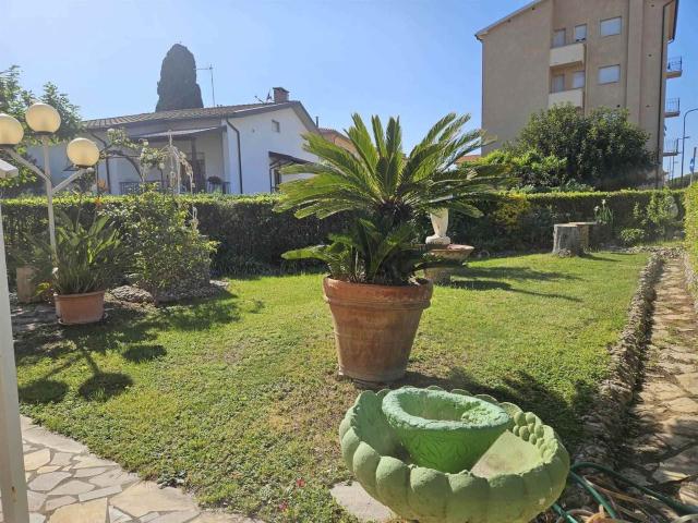 Appartamento in vendita a Venturina Terme, Campiglia Marittima