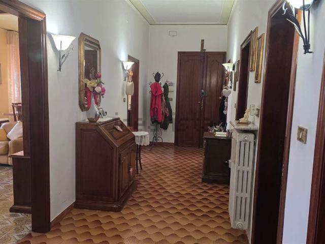 Appartamento in vendita a Prato, Toscana