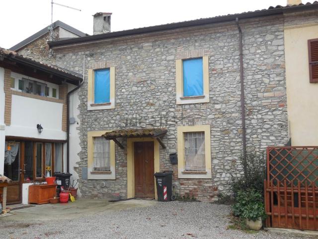 Appartamento in vendita a Rivergaro, Reggio Emilia