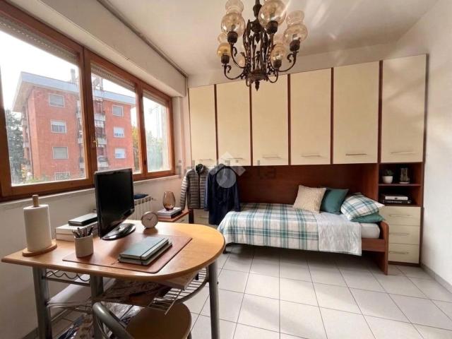 Appartamento in vendita a Velate, Varese