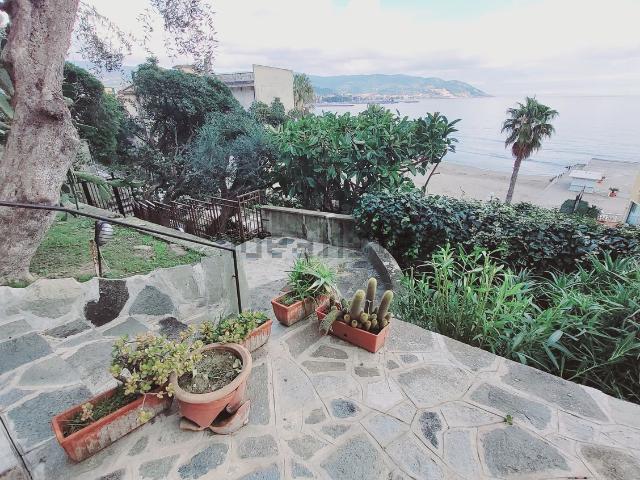Appartamento in vendita a Diano Calderina, Diano Marina