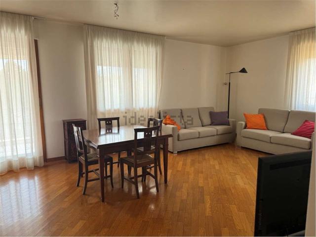 Appartamento in vendita a Cèneda, Vittorio Veneto