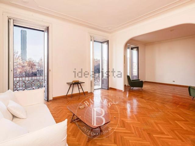 Appartamento in vendita a Municipio 8 di Milano, Milano