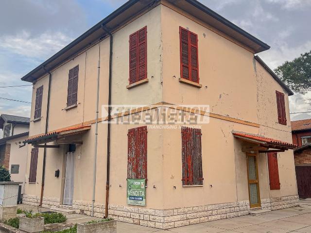 Appartamento in vendita a Ravenna, Reggio Emilia
