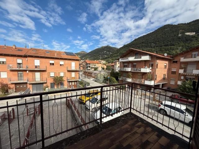 Appartamento in vendita a Gubbio, Umbria