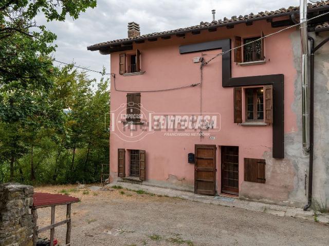Appartamento in vendita a Unione di comuni Terre di Castelli, Marano Sul Panaro