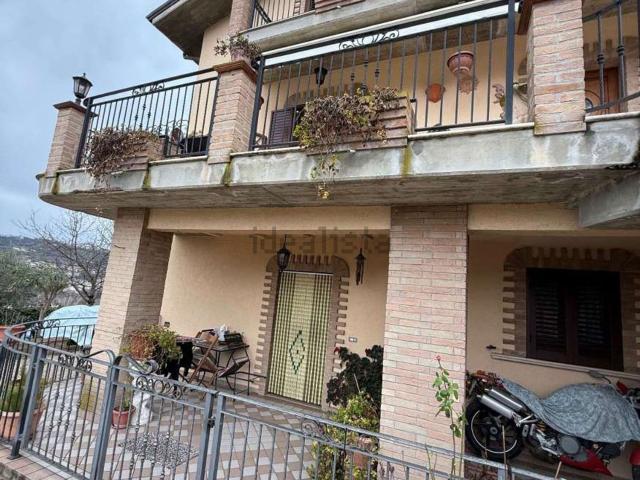 Appartamento in vendita a Penna Sant'andrea, Abruzzo
