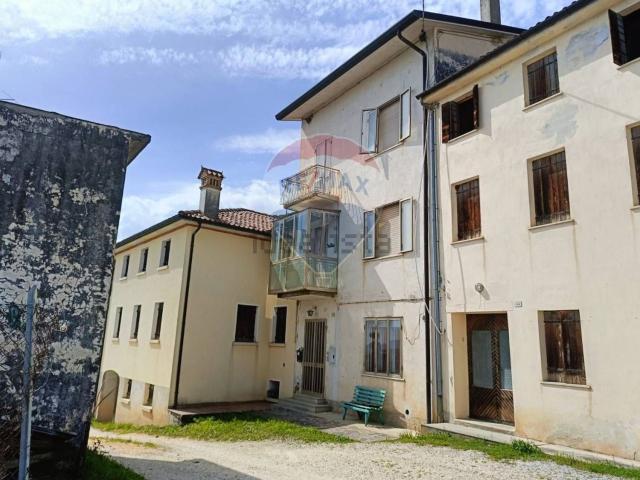 Appartamento in vendita a Valdobbiadene, Veneto