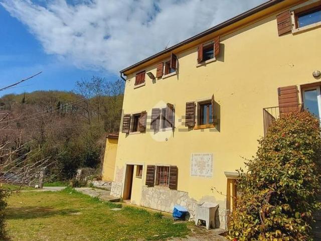 Appartamento in vendita a Pazzon, Caprino Veronese