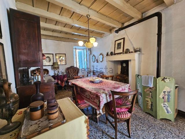 Appartamento in vendita a Brembate Di Sopra, Lombardia