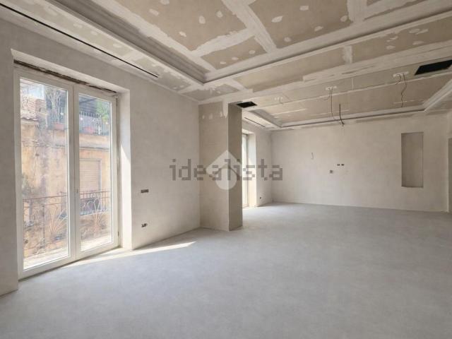 Appartamento in vendita a Borgo San Lorenzo, Aversa