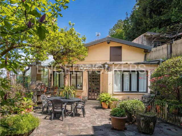 Appartamento in vendita a Cardano, Como