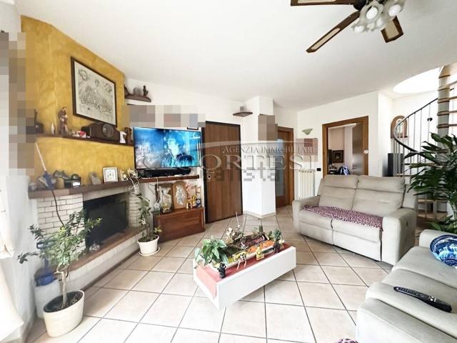Appartamento in vendita a Riosecco, San Leo Bastia