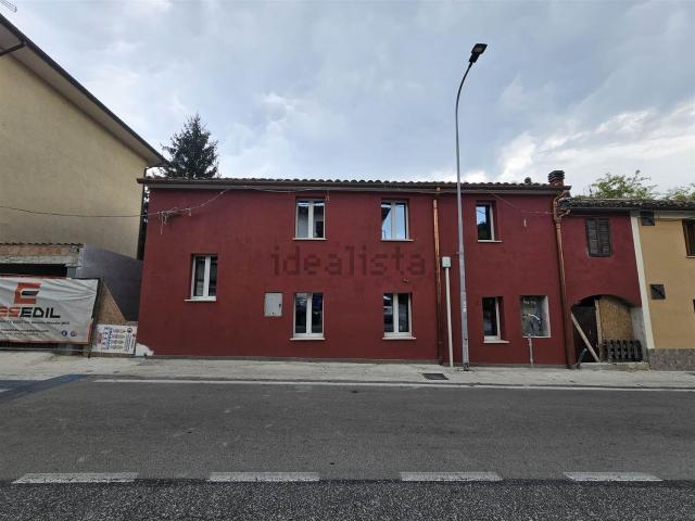 Appartamento in vendita a Cèsolo, Marche