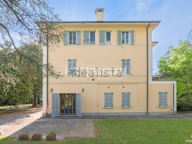 Appartamento in vendita a Porto-Saragozza, Bologna