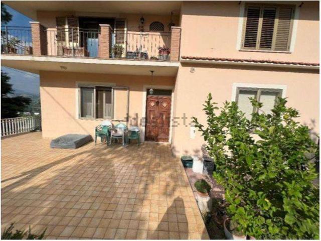 Appartamento in vendita a Alanno, Abruzzo