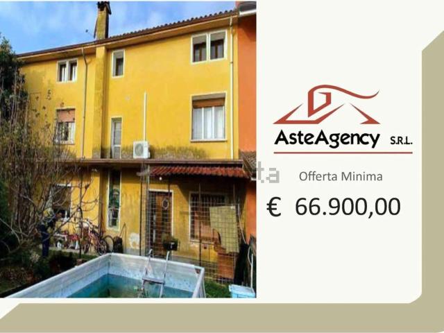 Appartamento in vendita a Fiume Veneto, Friuli-Venezia Giulia