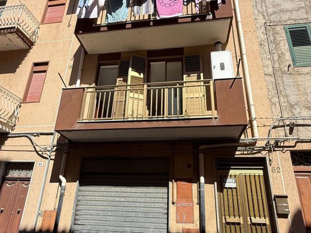 Appartamento in vendita a Pietraperzia, Enna