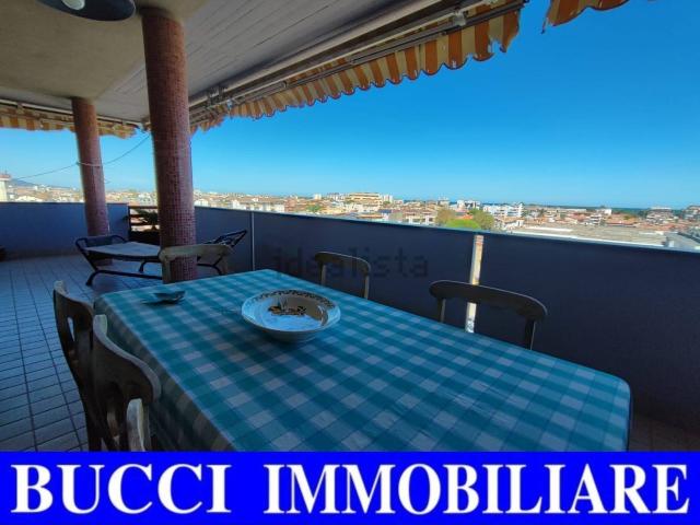 Attico in vendita a Montesilvano, Abruzzo