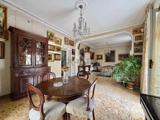 Appartamento in vendita a Portici, Napoli