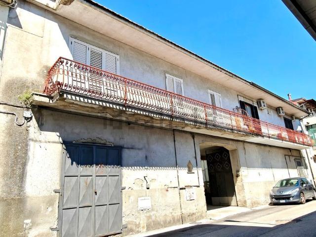 Appartamento in vendita a Marcianise, Campania