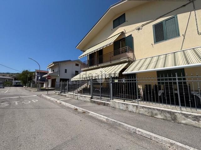 Appartamento in vendita a Penna Sant'andrea, Abruzzo